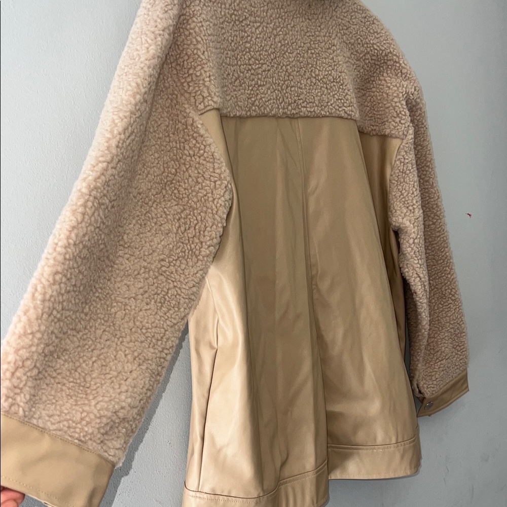 Fourth & Reckless Women's Tan Teddy Jacket.   CAJA. # 3 - Picture 9 of 10